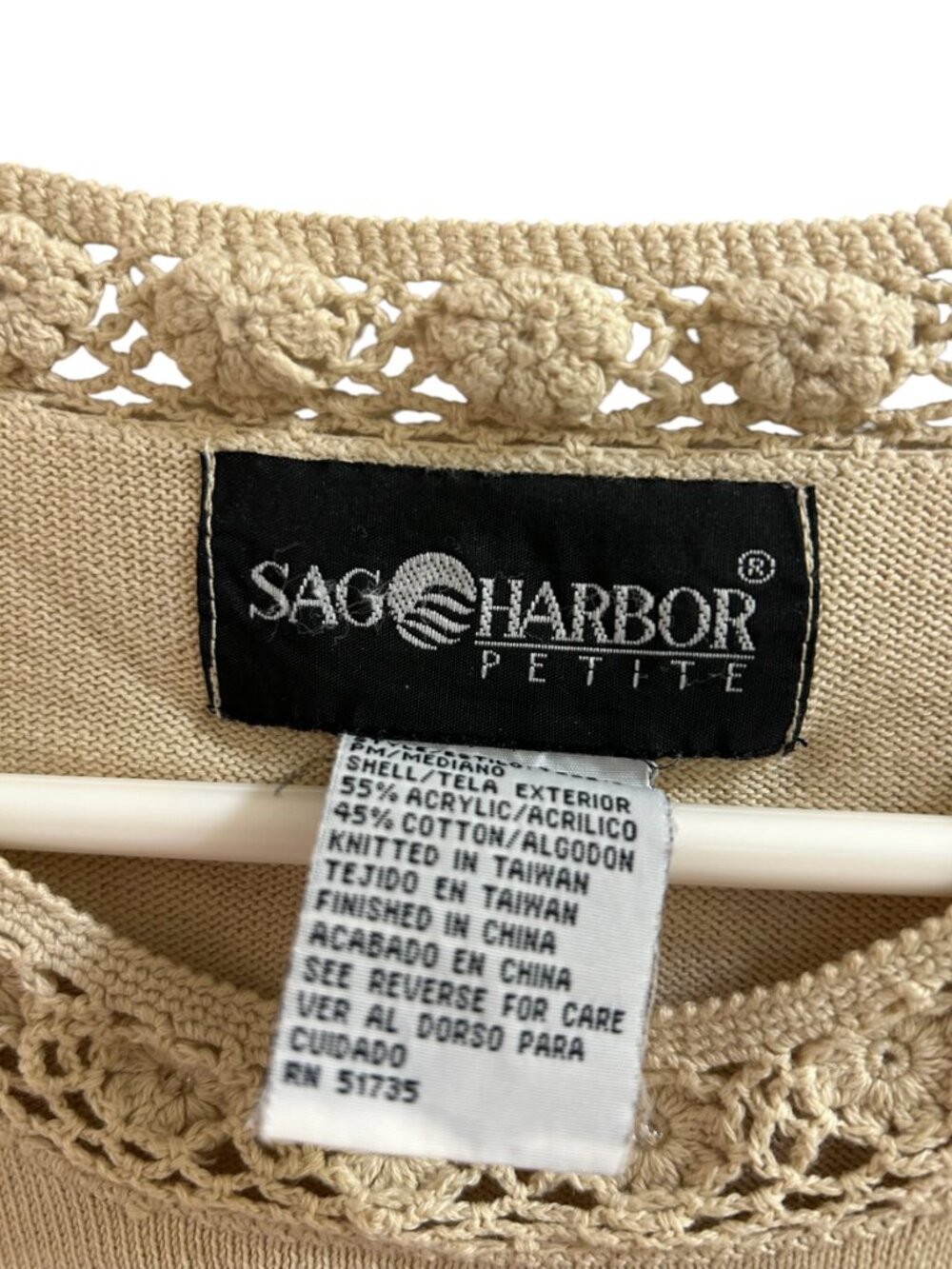 Sag Harbor Petite Medium Beige Short Sleeve Top Lace Neckline - Picture 9 of 9